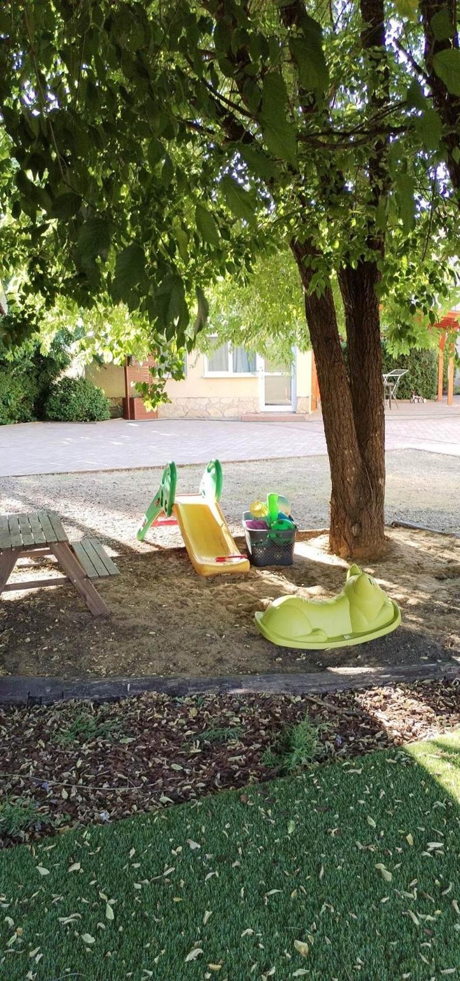 Levendula Apartmanhaz Hajdúszoboszló Dış mekan fotoğraf